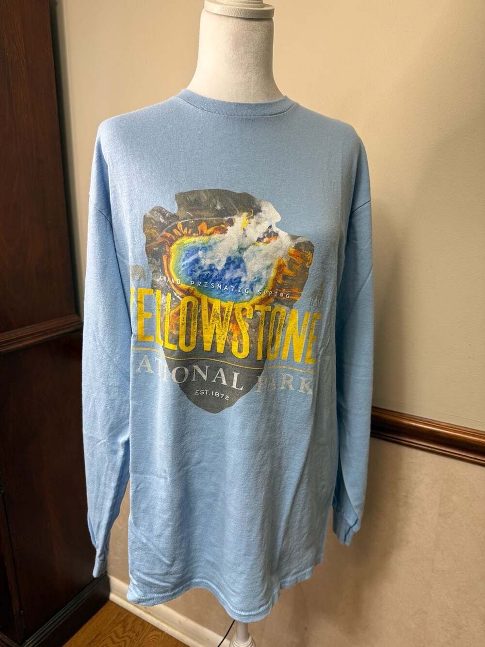 Delta Pro Weight Yellowstone National Park Long Sleeve T-Shirt Size L Blue